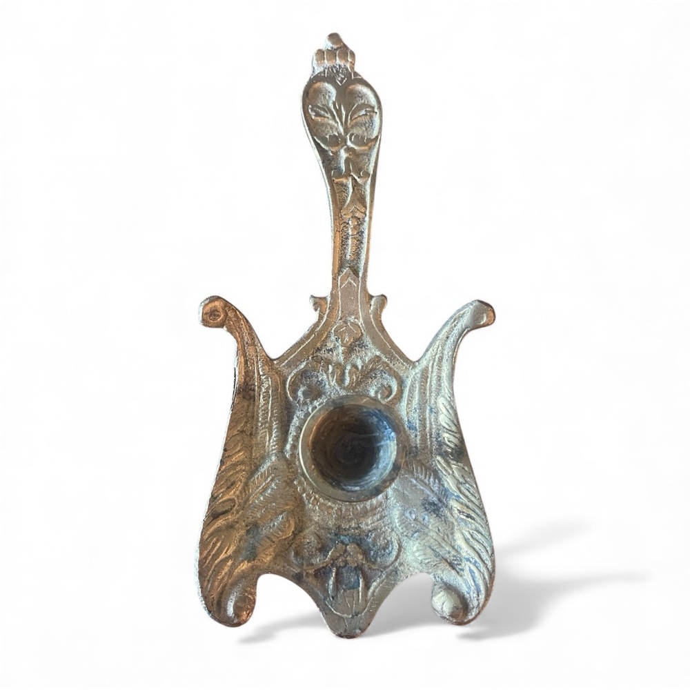 Vtg Brass Chamberstick Candle Holder Ornate Handle Victorian Style Single Taper - Picture 2 of 6